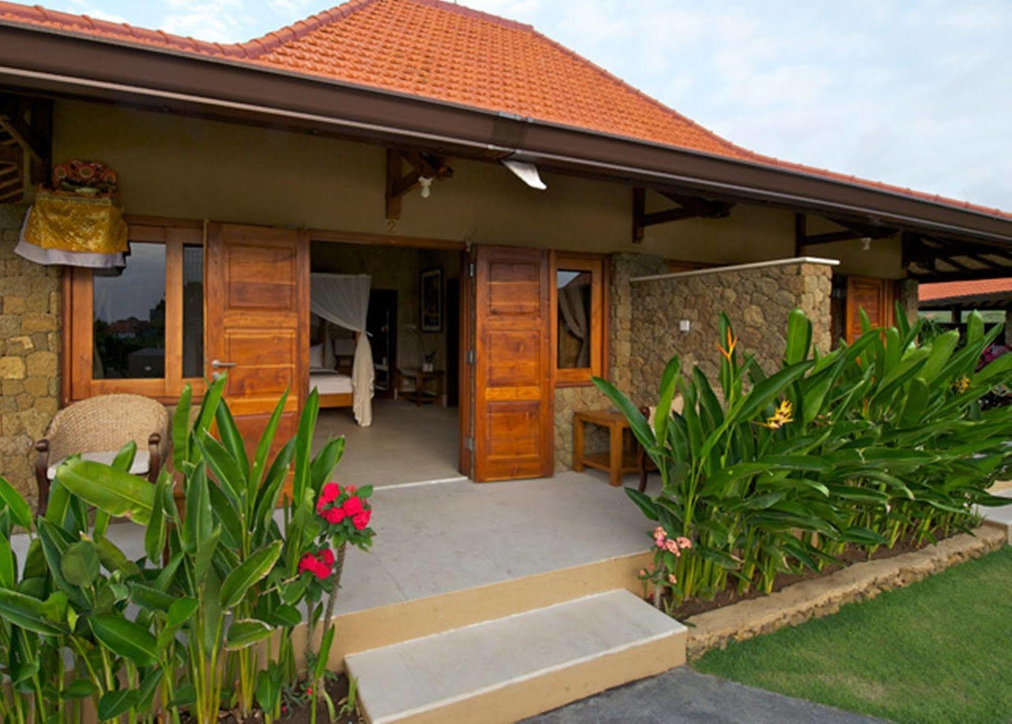 Three Monkeys Villas Pecatu Buitenkant foto